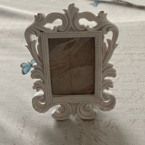 Favour table place marker ornate white with back opening stand alone new w/ box